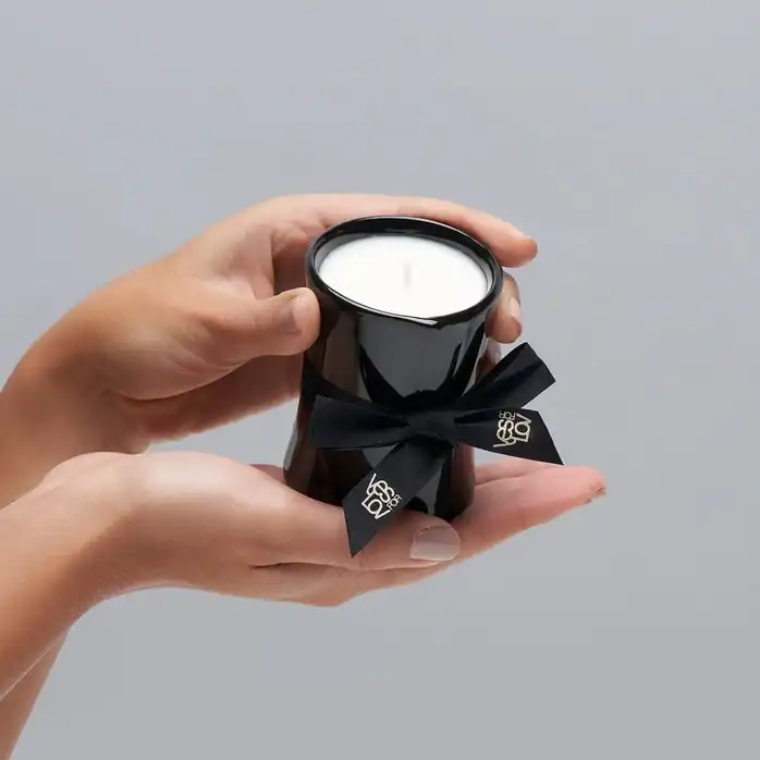 Массажная свеча Massage Candle With Titillating Scent. Фотография 2.