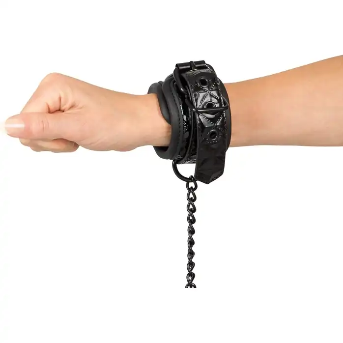 Наручники с геометрическим узором Bad Kitty Handcuffs - Bad Kitty. Фотография 3.