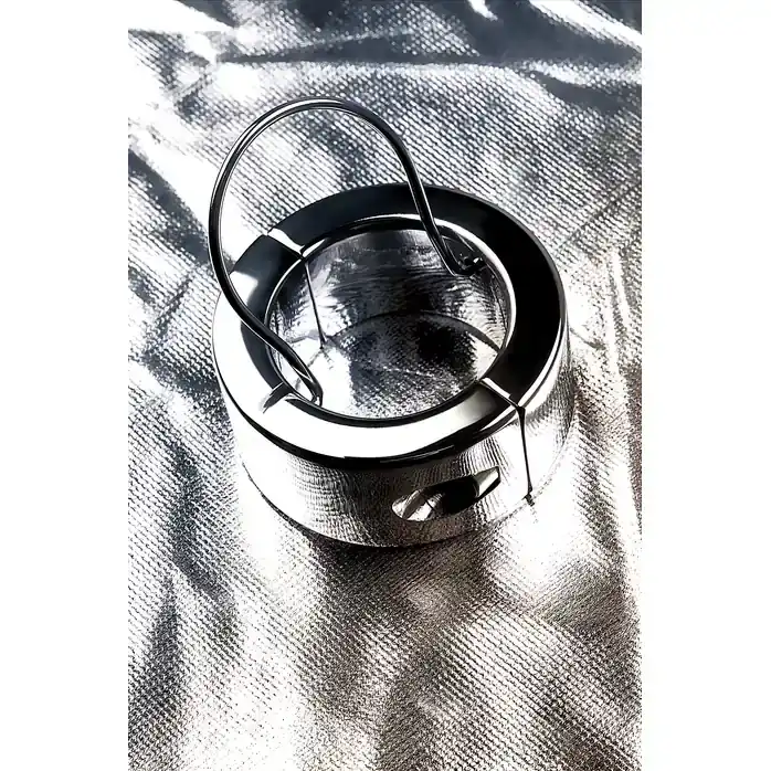 Утяжелитель на мошонку TOYFA Metal - Metal. Фотография 9.