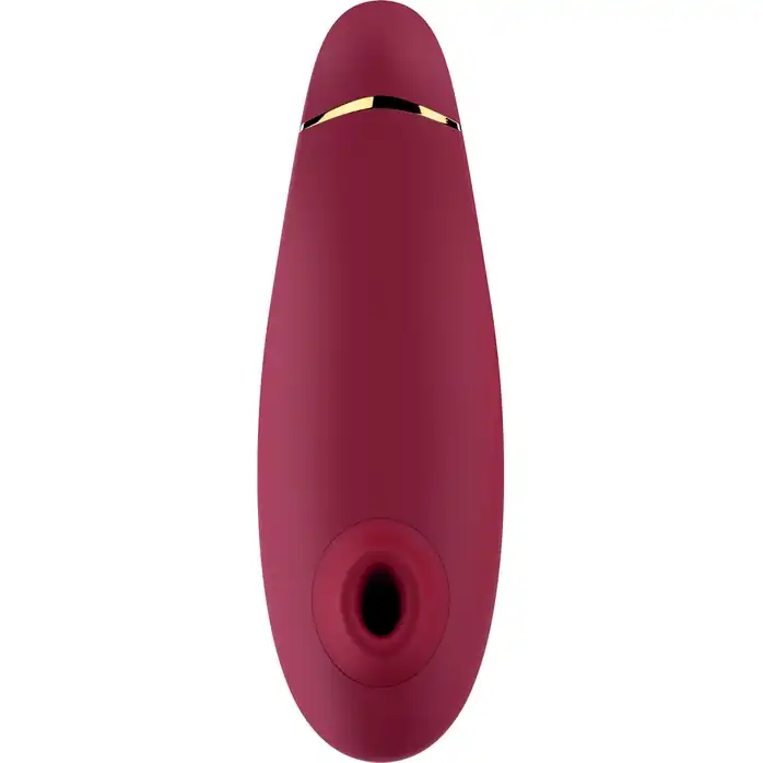Красный бесконтактный клиторальный стимулятор Womanizer Premium. Фотография 3.