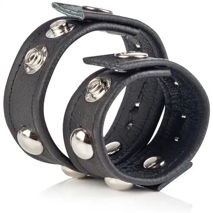 Черная кожаная утяжка на пенис и мошонку COLT Leather Strap Domed With Ball Strap - Colt