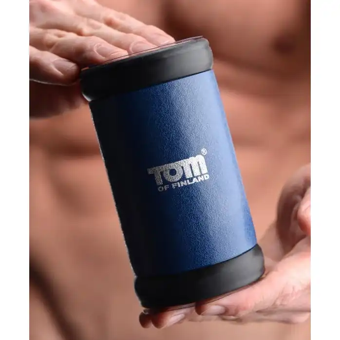Силиконовый сквозной мастурбатор-цилиндр Sailor Silicone Stroker - Tom of Finland. Фотография 3.